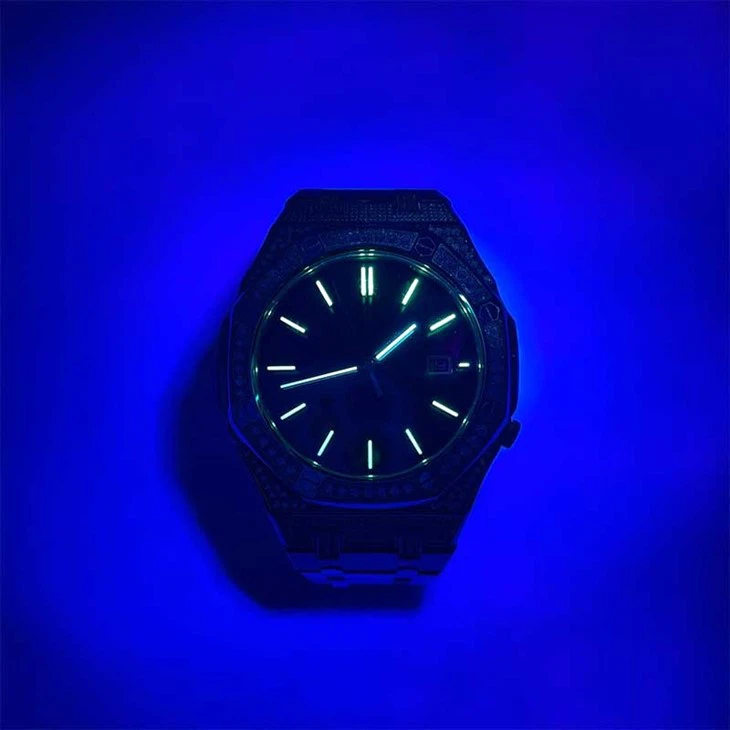 Nh35 Movement Diamond Case Watch