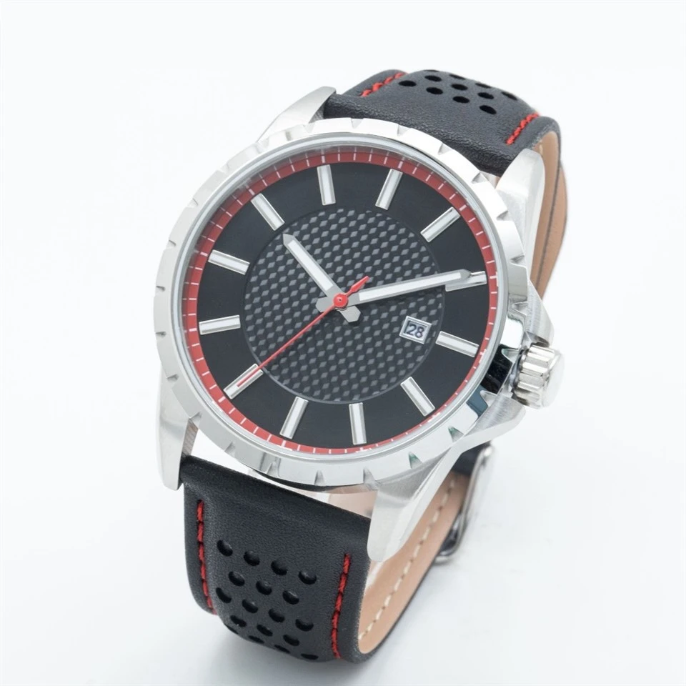 Round Quartz Watch