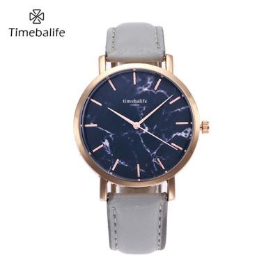 पुरुषों के लिए मिश्र धातु घड़ी